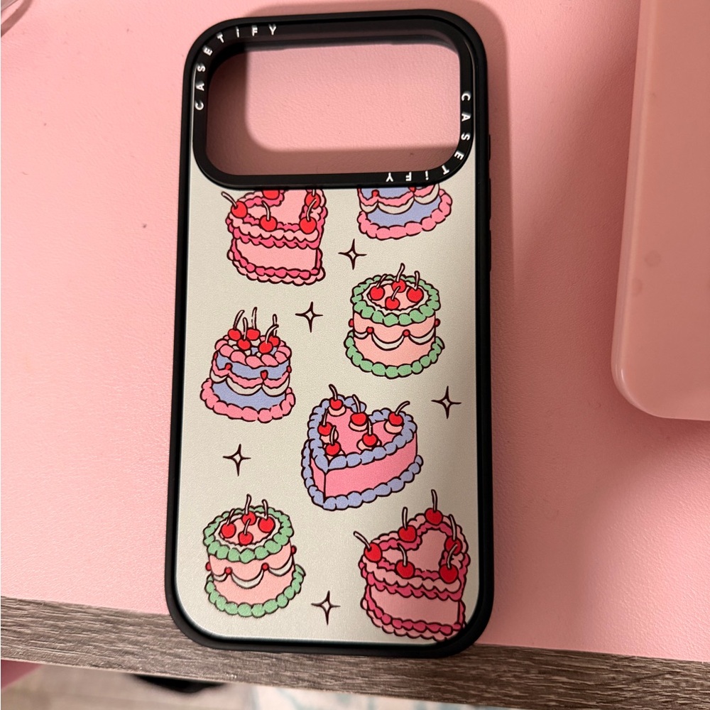 Casetify Vintage Cake iPhone 17 pro max MagSafe case